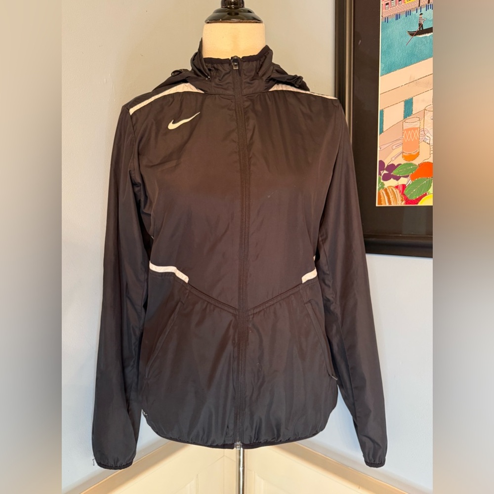 Nike Women's Challenger Woven Jacket Sz M